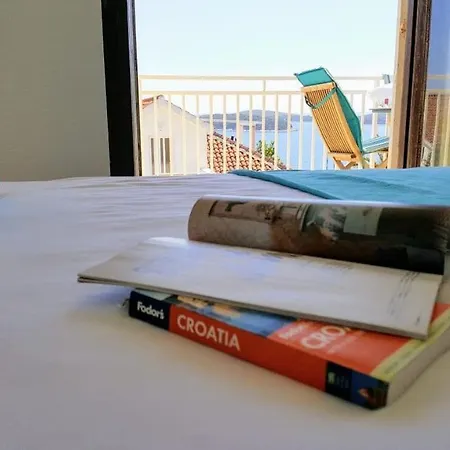 Sea View Apartment Hvar Town